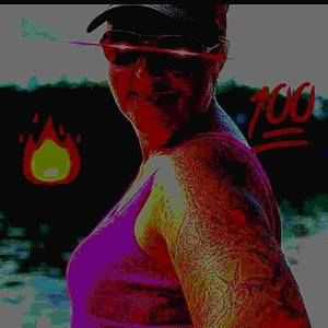 Meet your Posher, Libby